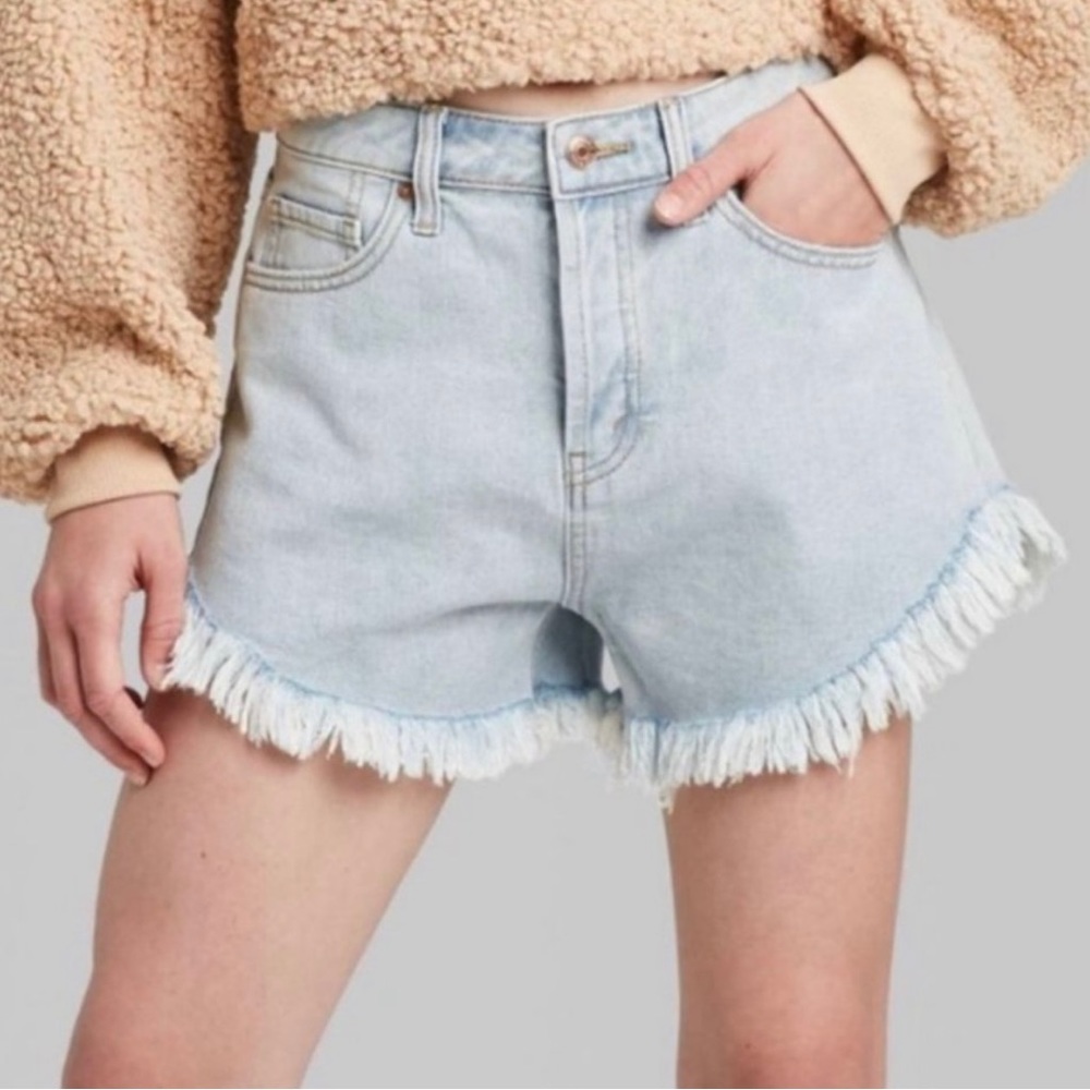 Wild Fable high rise short